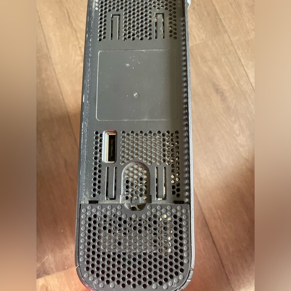 XBOX 360 - Picture 3 of 9